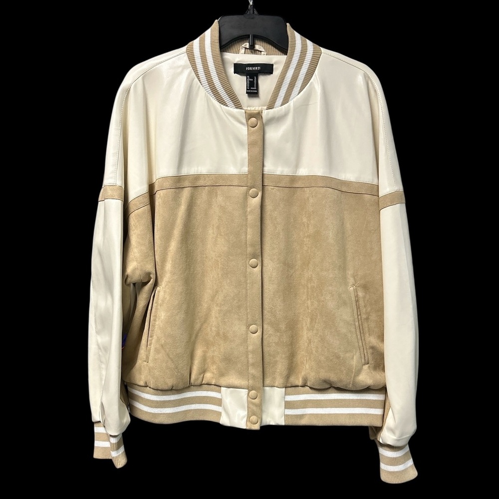 Forever 21 NWT Women’s Snap Button Front Cream and Tan Varsity Jacket Size XL